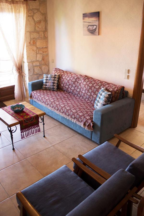 Apartamento Helen'S Stone House Siviri Exterior foto